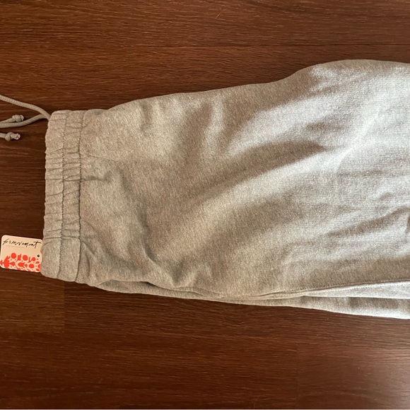 FP Movement All Star Graphic Logo Joggers NWT M - Picture 6 of 6